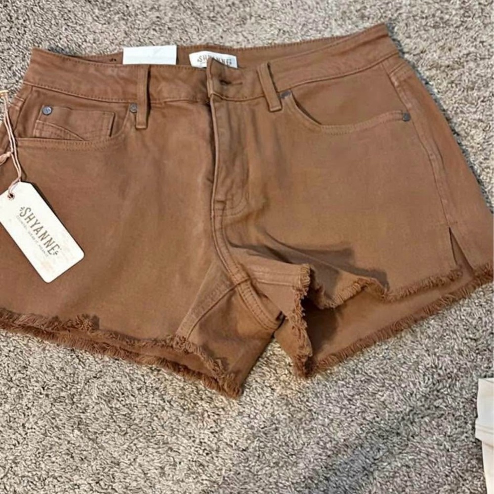 Shyanne Women's Tan Frayed Jean Shorts